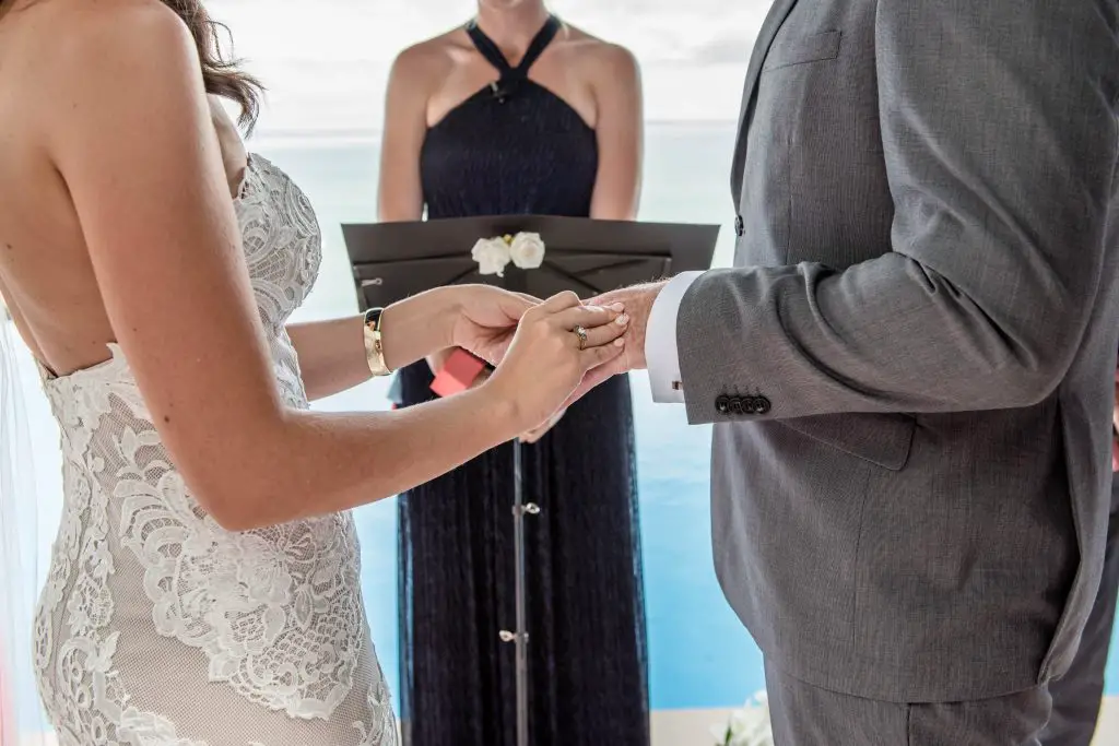 The Rise of Non-Traditional Wedding Officiants