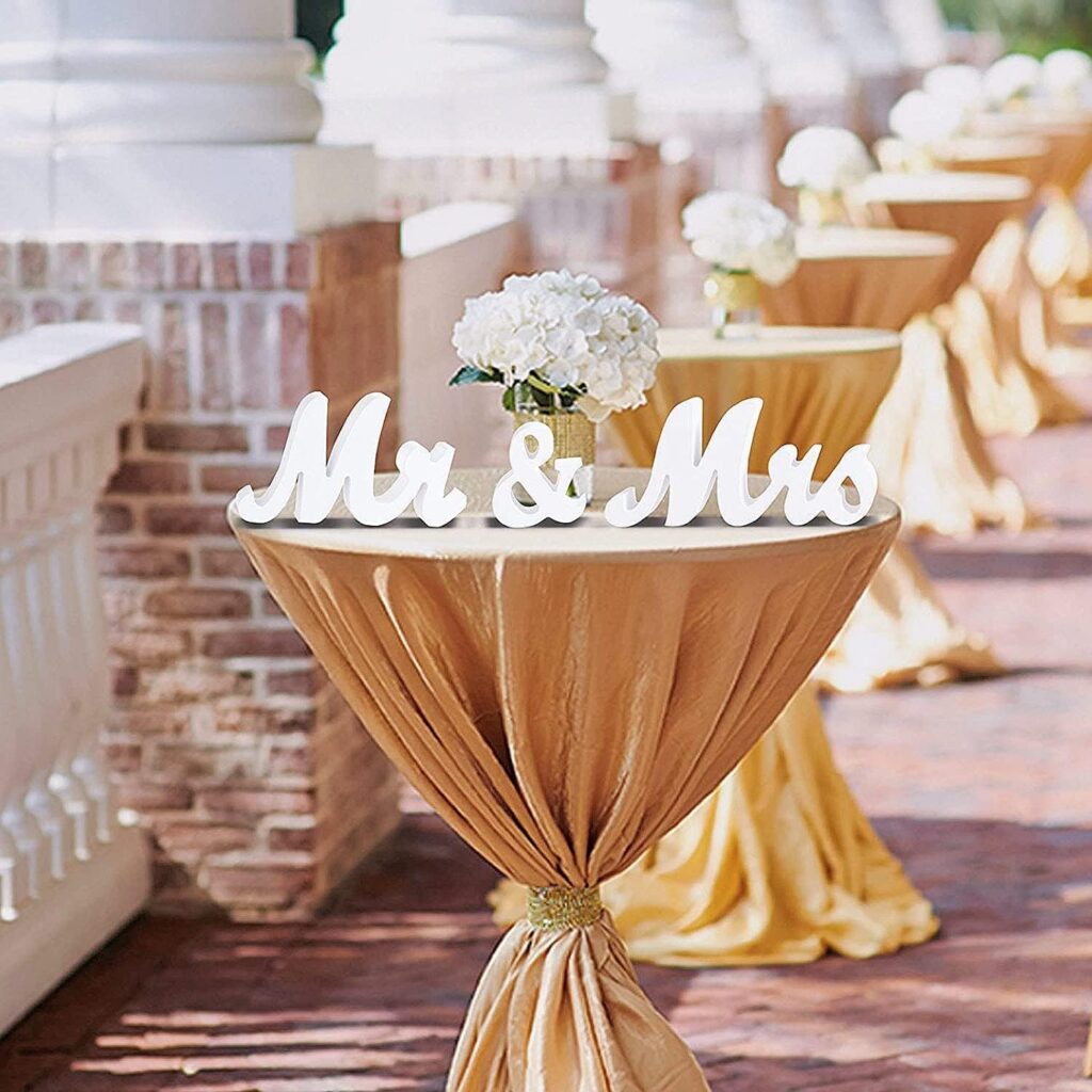 VIOPVERY Wedding Decorations Set,Large Mr and Mrs Sign  Just Married Banner,Mr  Mrs Signs for Wedding Table,Wooden Letters Sweetheart Table,Photo Props Wedding Decorations for Anniversary,White